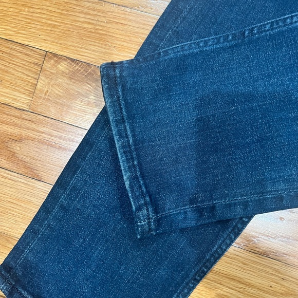 Women distressed jeans - Picture 6 of 6